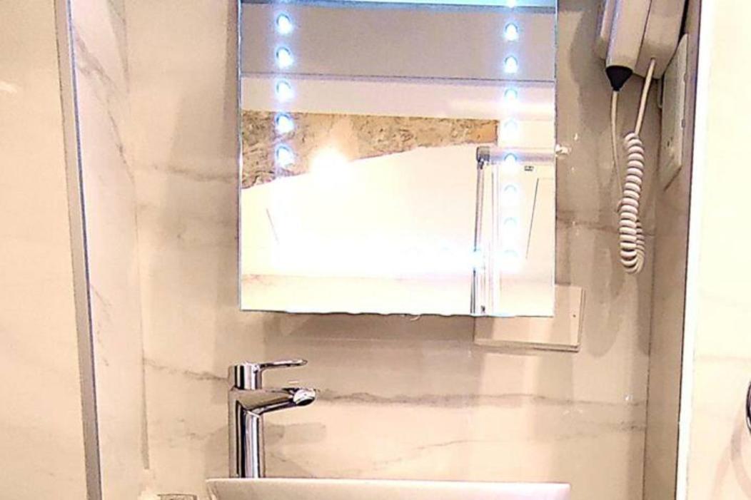 Tide 21 Savynomad Harbour Residences Valletta Ngoại thất bức ảnh