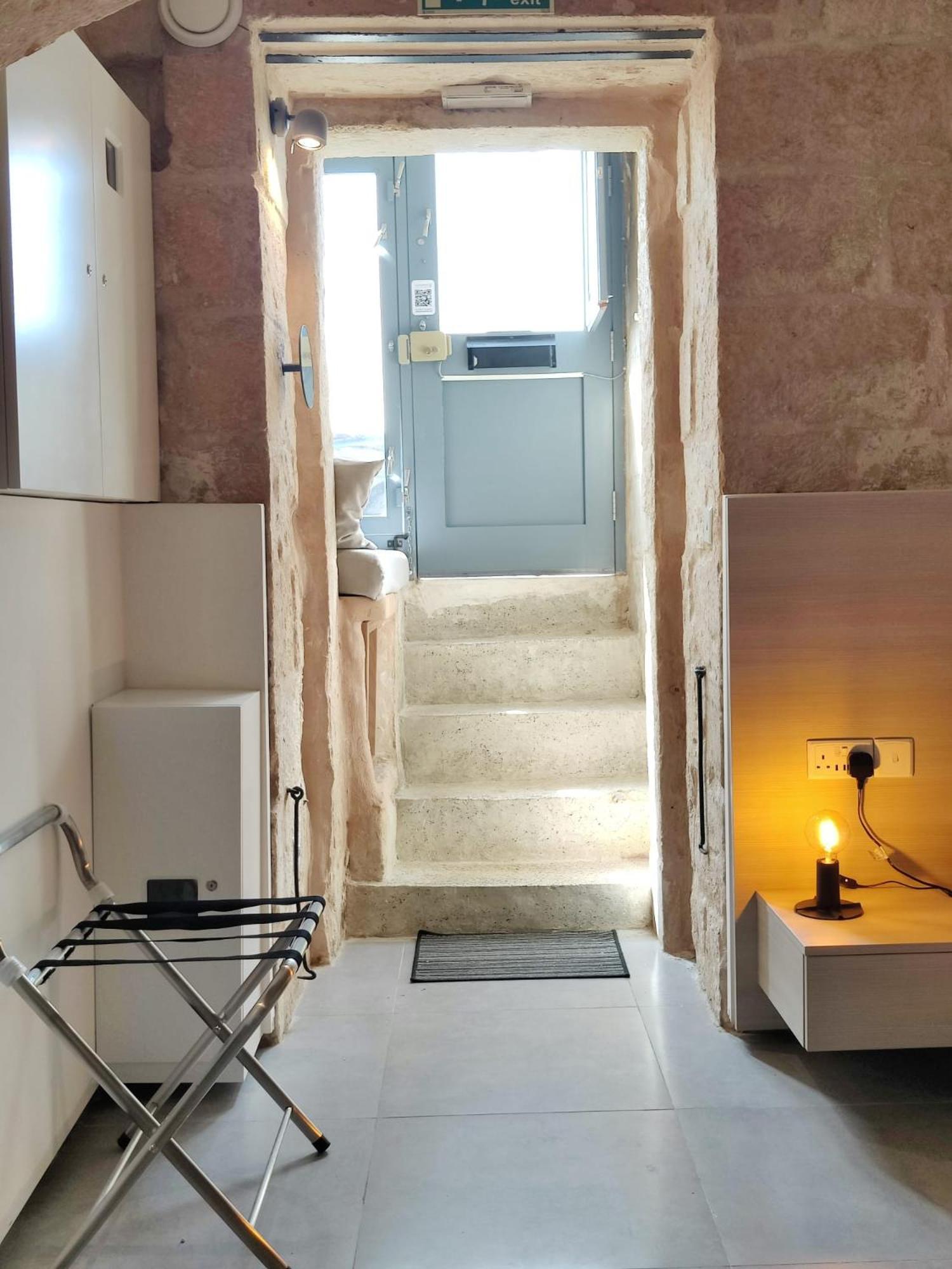 Tide 21 Savynomad Harbour Residences Valletta Ngoại thất bức ảnh